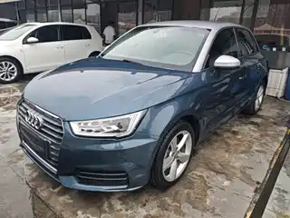 Audi Audi A1 2016