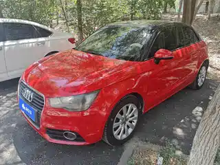 Audi Audi A1 2010