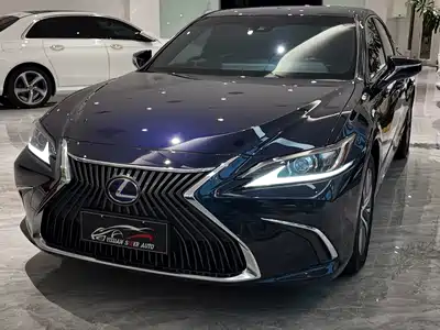 Lexus ES 2020