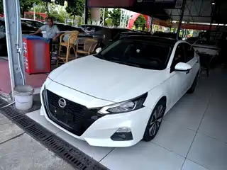 Nissan Teana 2021