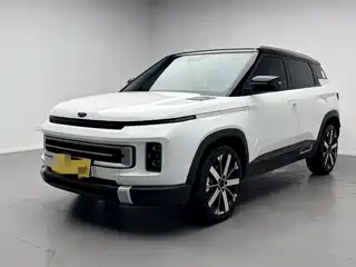 Geely ICON 2022