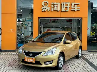 Nissan Tiida 2014