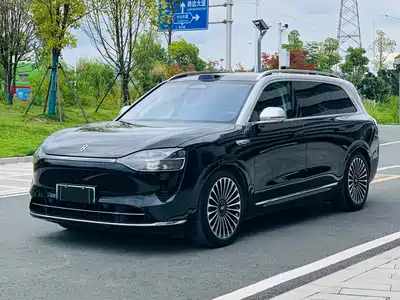 AITO Wenjie M9 2023