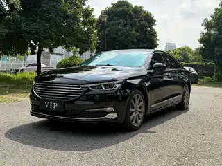 Ford Taurus 2020