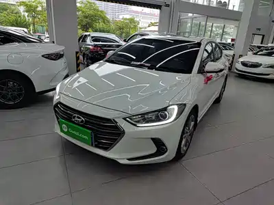 Hyundai Elantra 2019