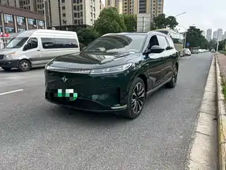 Dongfeng Yipai eπ008 2025