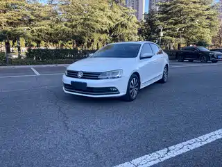Volkswagen Sagitar 2017