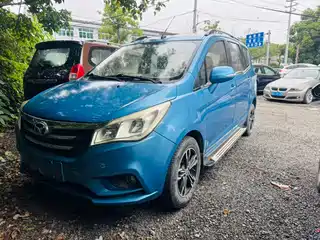 Weichai Yingzhi Yingzhi 737 2017