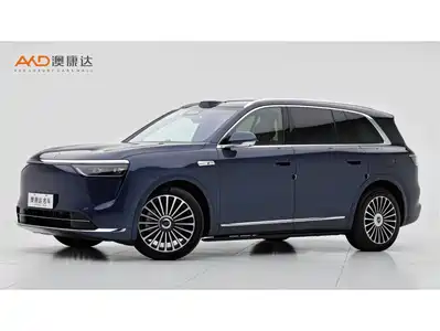 AITO Wenjie M8 2025