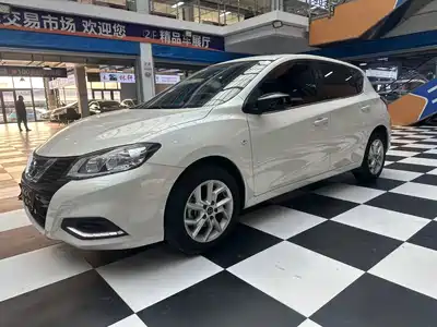 Nissan Tiida 2022