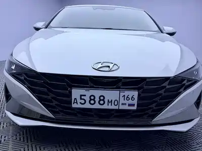 Hyundai Elantra 2022