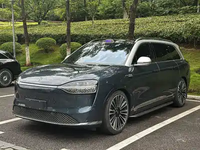 AITO Wenjie M9 2023