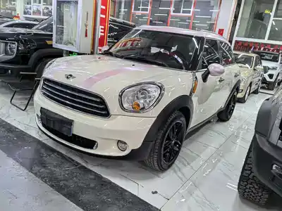 MINI COUNTRYMAN 2013