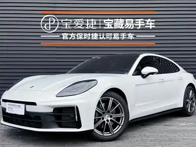 Porsche Panamera 2025