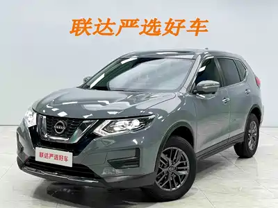 Nissan X-Trail 2025