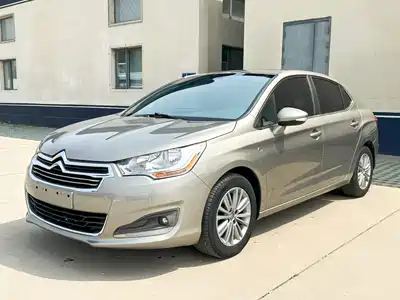 Citroën C4L 2013