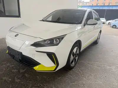 Dongfeng Aeolus Dongfeng Fengshen E70 2023
