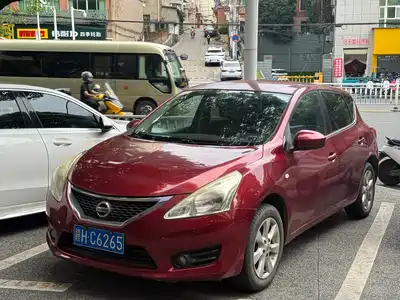 Nissan Tiida 2014