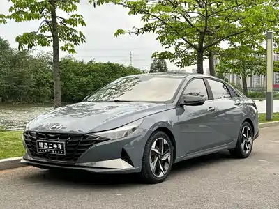 Hyundai Elantra 2021