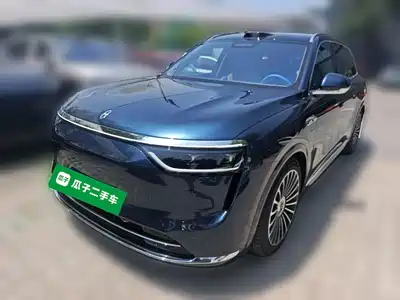 AITO Wenjie M8 2025