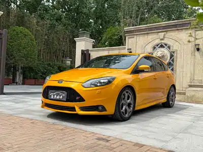 Ford Focus (Import) 2014