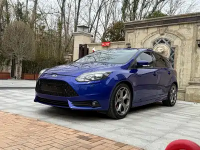 Ford Focus (Import) 2017