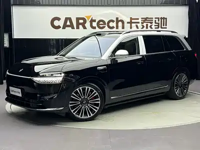 AITO Wenjie M9 2025