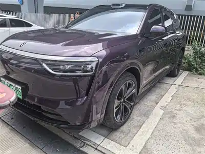 AITO Wenjie M8 2025