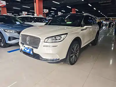 Lincoln Adventurer 2021