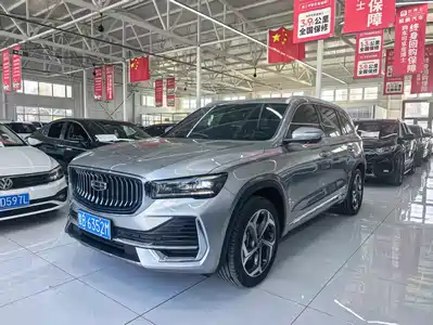 Geely Xingyue L 2025