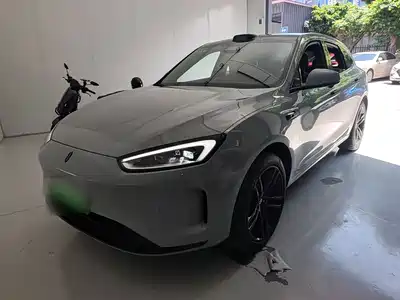 AITO Wenjie M5 2025