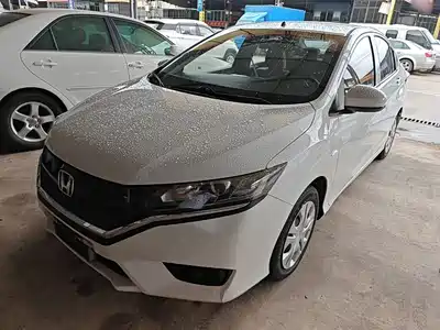 Honda Greiz 2015