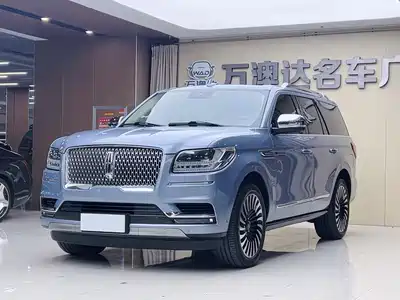Lincoln Navigator 2021