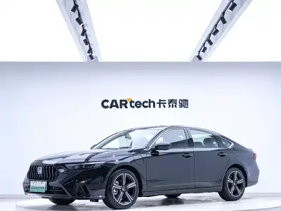 Honda Inspire Hybrid 2025