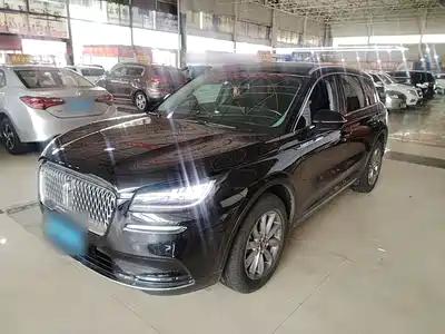 Lincoln Adventurer 2020