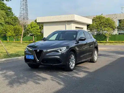 Alfa Romeo Stelvio 2017