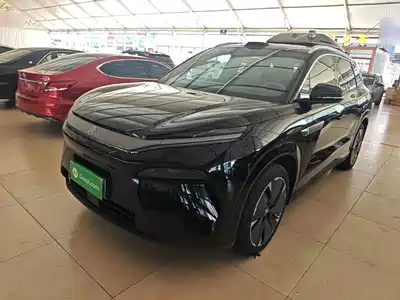 BYD Tang L 2025