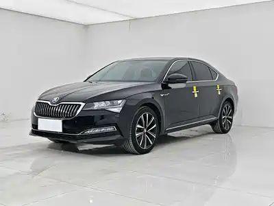 Škoda Superb 2023