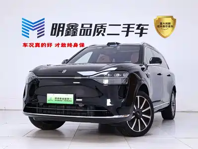 AITO Wenjie M9 2025