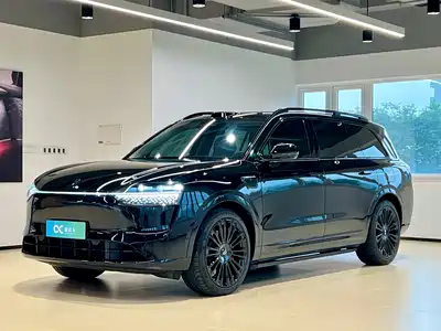 AITO Wenjie M9 2025
