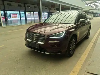 Lincoln Adventurer 2021