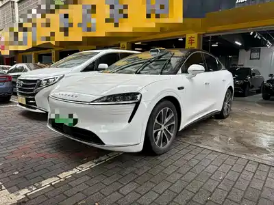Zhijie Luxeed R7 2024