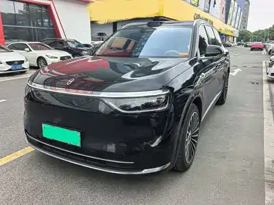 AITO Wenjie M8 2025