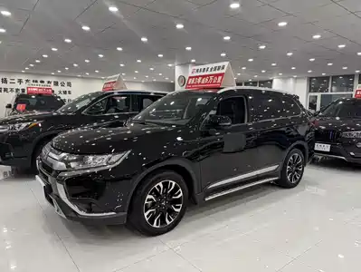 Mitsubishi Outlander 2021