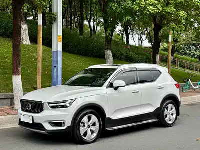 Volvo XC40 2021