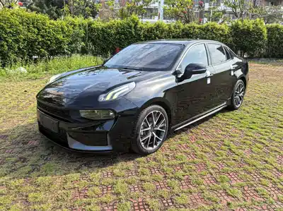 Lynk & Co 03 2022