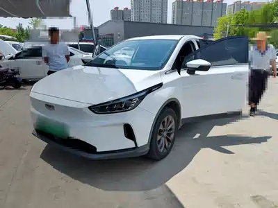 Geely Geometry C 2022