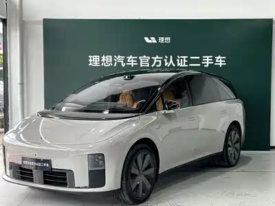 Li Auto Li i8 2025
