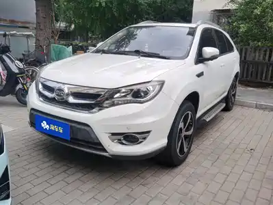 BYD BYD S7 2015