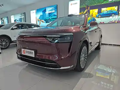 AITO Wenjie M8 2025